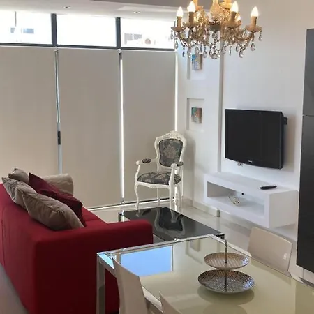 Luxury Penthouse At Swieqi شقة Is-Swieqi